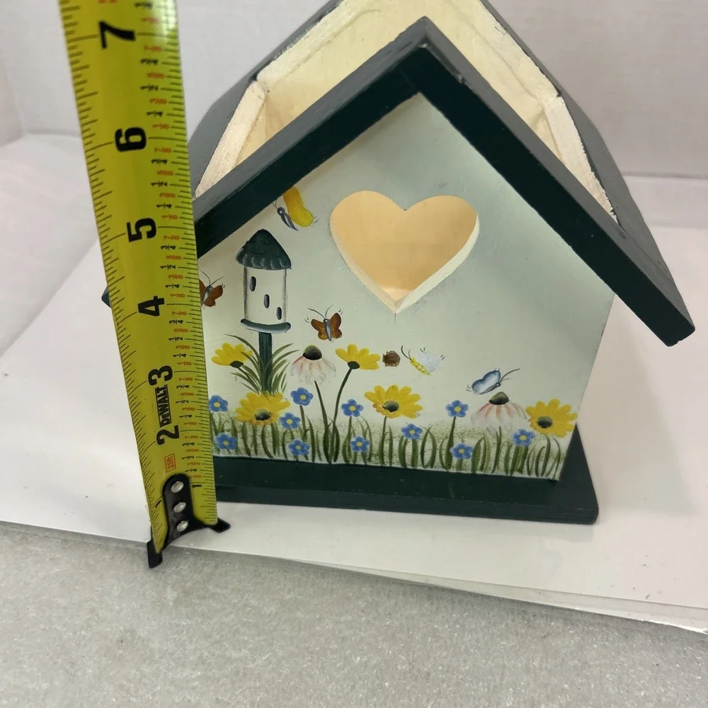 Crazy Mountain Wood Hand Painted‎  Butterfly Flower Garden Tissue Box Decor Read